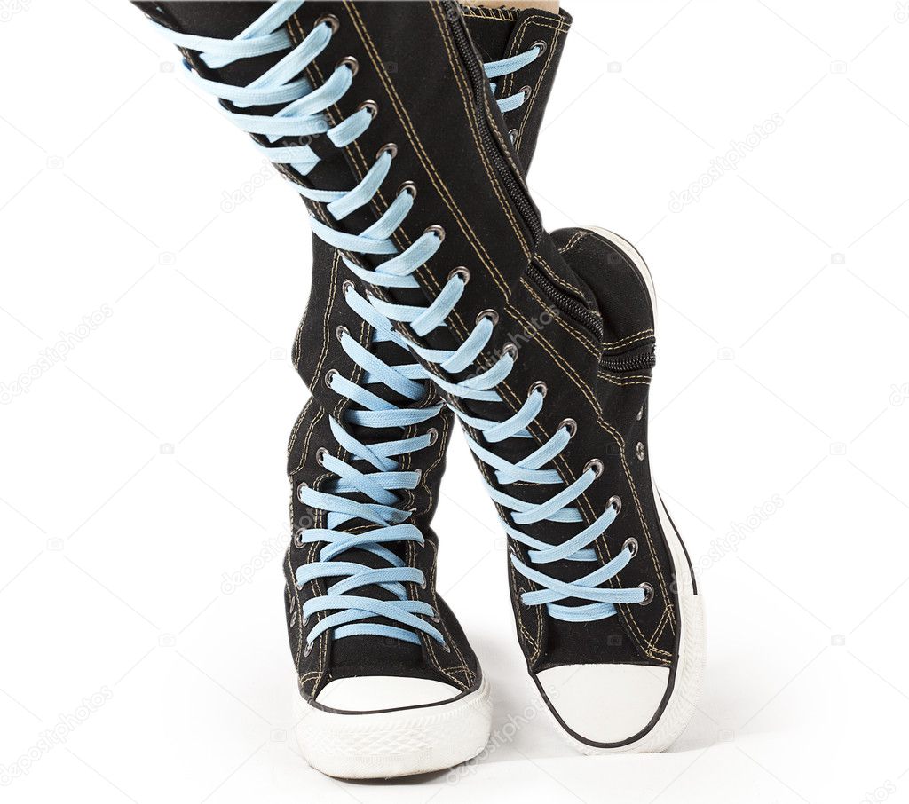 Sports shoes - high top knee sneakers