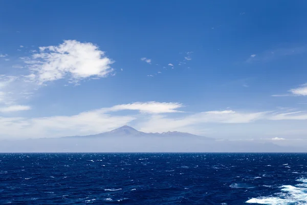 Ocean and Tenerife, Teide mountain — Stock Photo, Image