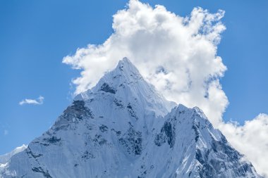 dağ tepe, dağ ama dablam
