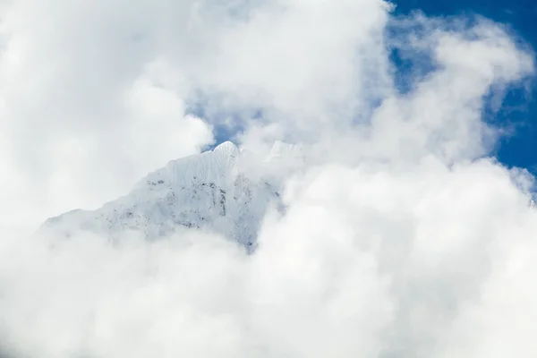 Himálaj krajina, hory ama dablam — Stock fotografie