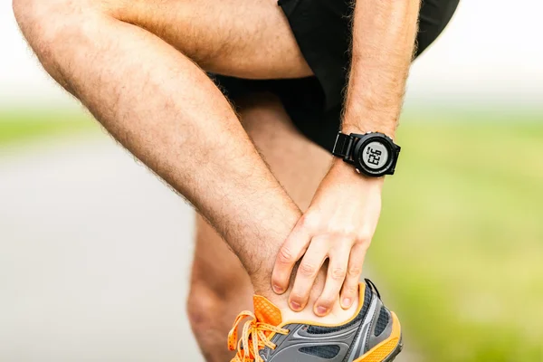 Corredores dolor de rodilla lesión — Foto de Stock