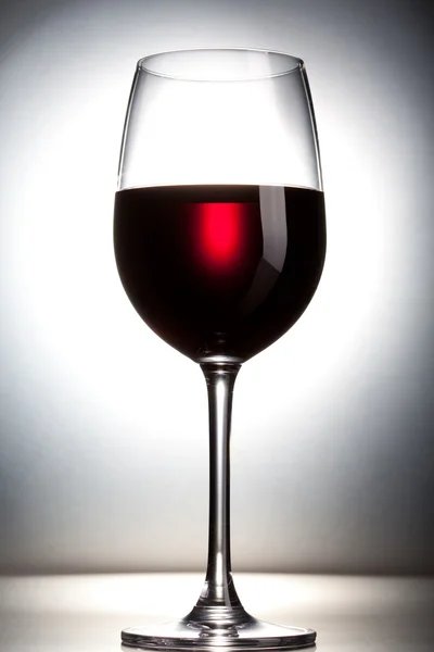Een glas rode wijn abstract — Stockfoto