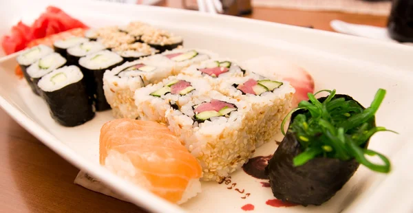Traditional Japanese food Sushi — Stock Photo, Image