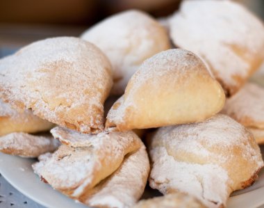 kek bir plaka üzerinde