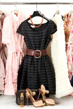 moda giysiler
