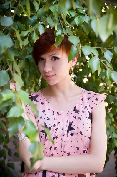 Portrait young woman — Stock Photo, Image