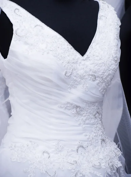 Modern şık elbise mankenin üzerinde — Stok fotoğraf