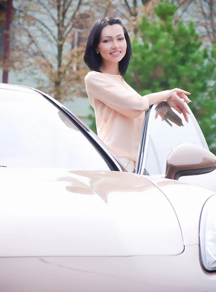 Beautiful woman in the car — Stock Photo, Image