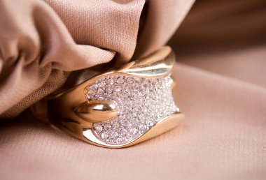 arka plan üzerinde güzel takı