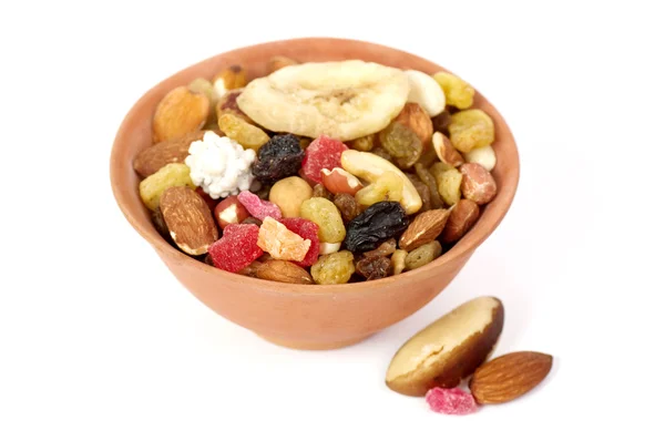 Promíchejte, ořechy a sušeným ovocem — Stock fotografie