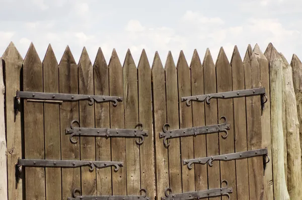 O velho portão — Fotografia de Stock