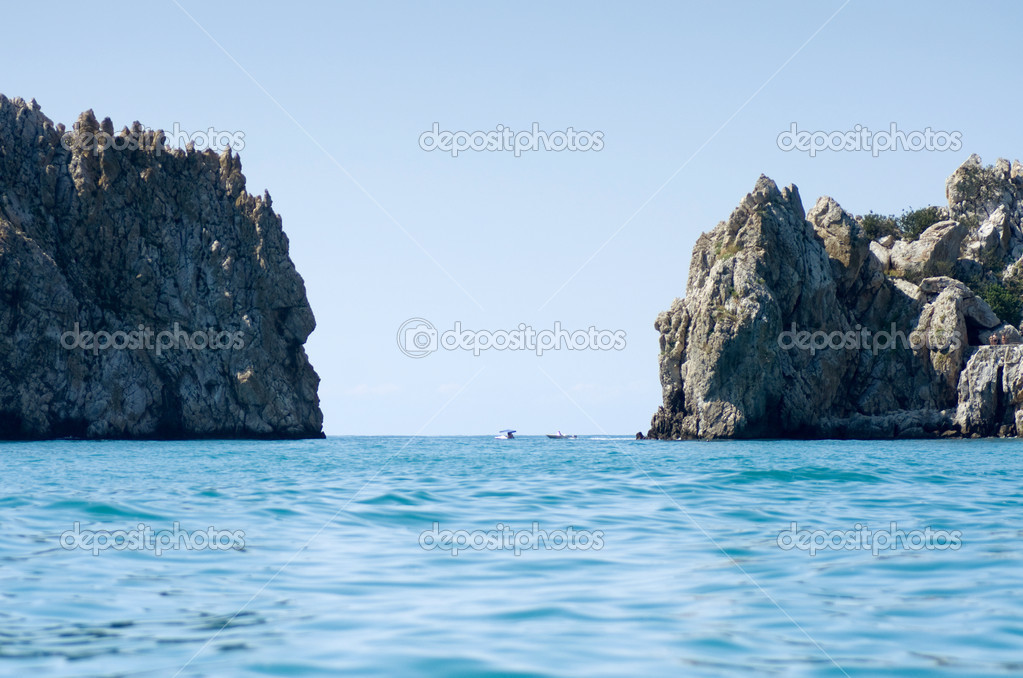 Mountains Near The Ocean — Stock Photo © Forewer 30238139