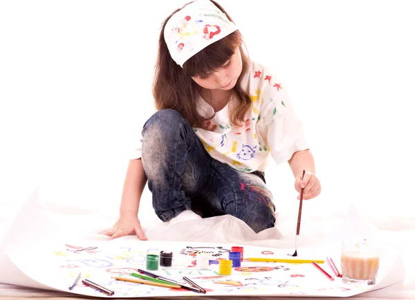 Menina com pintura a cores no fundo branco — Fotografia de Stock