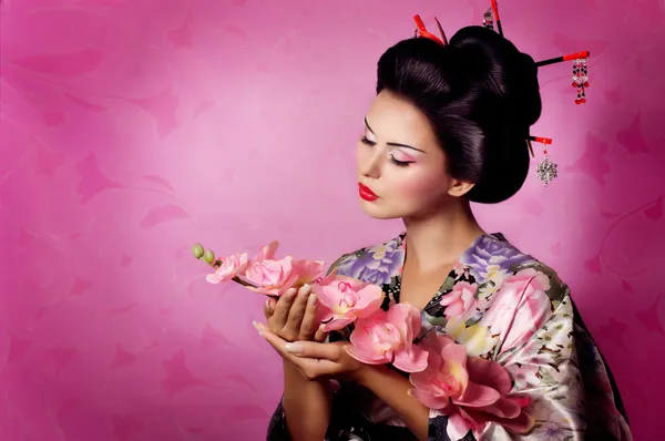 Portrait of a Japanese geisha woman — Stock Photo, Image