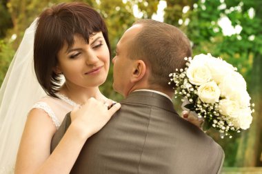 Gelin ve damat düğün gününde