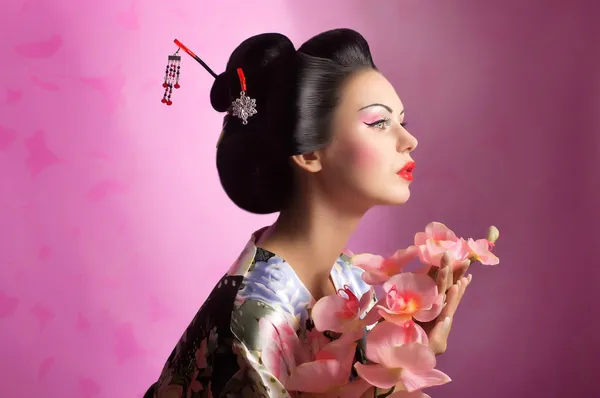 Portrait of a Japanese geisha woman — Stock Photo, Image