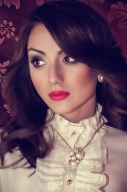 genç kadın klasik portre