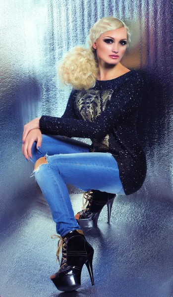 Mode blond kvinna — Stockfoto