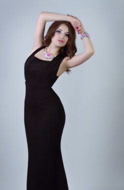 kadın bilezik ve kolye