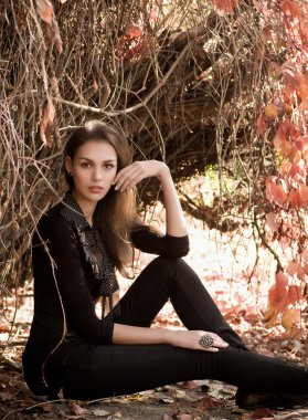 Kız sonbahar Bahçe