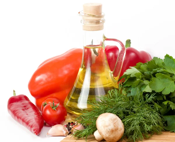 Olive oil and vegetables — Stock Photo, Image