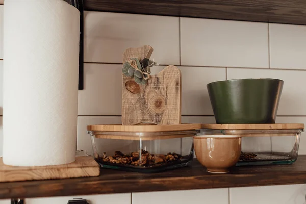 Een Leuk Rustiek Houten Speeltje Keuken Keukengerei Gezellige Manier Rusten — Stockfoto