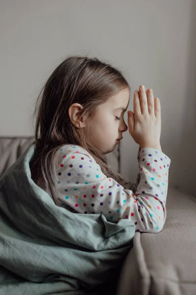 Stop War Pray Ukraine Stand Ukraine Ukrainian Frightened Child Blanket — Stock Photo, Image