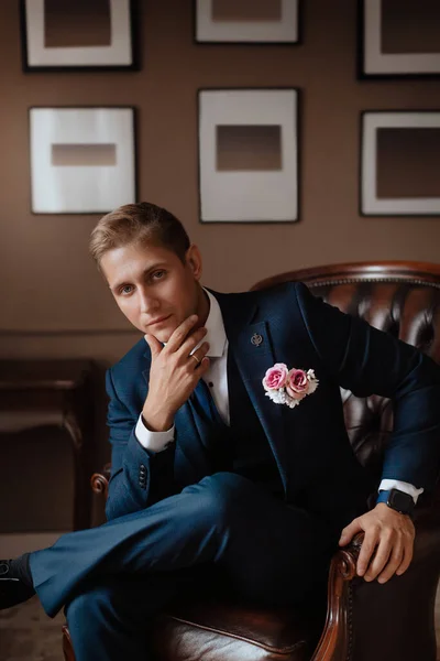 Portrait Beautiful Young Groom Happy Man Suit His Wedding Day — 图库照片