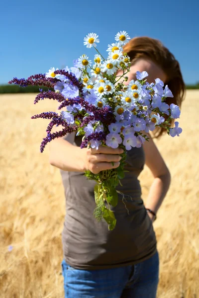 Bunch of field flowers — Stock Photo, Image