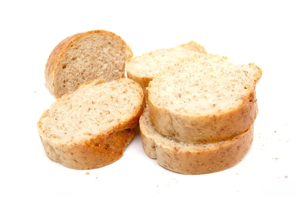 Pão longo cortado com farelo de cereais — Fotografia de Stock