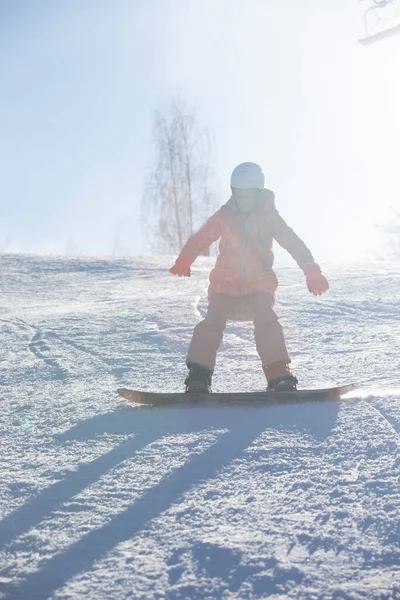 Happy Girl Ski Resort Riding Snowboard Winter Sport — Stock Photo, Image