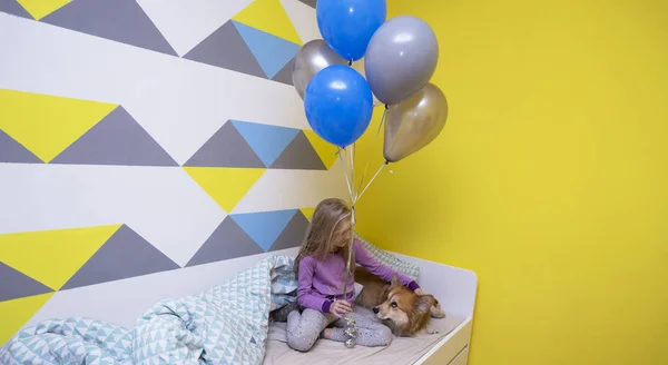 Šťastné Narozeniny Holčička Balónky Dětské Roo — Stock fotografie