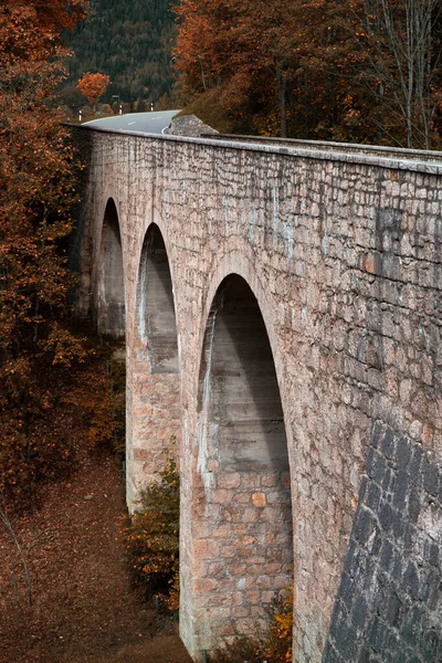 Old Arch Bridge Mountains Austria Autum — Foto de Stock