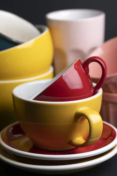 Bright Ceramics Bowl Cups Yellow Blue Red Pink Colors Black — Stockfoto