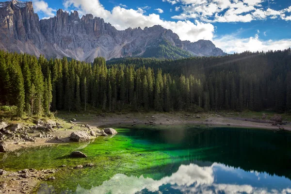 View Lago Carezza Dolomites Italy Beautiful Landscap — Fotografia de Stock