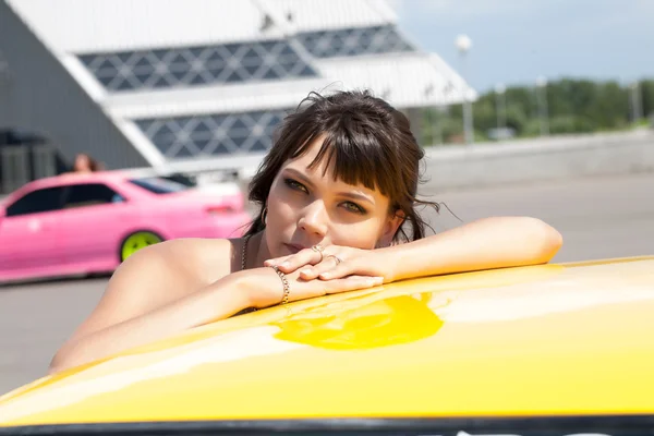 Girl with car — Stock Photo, Image