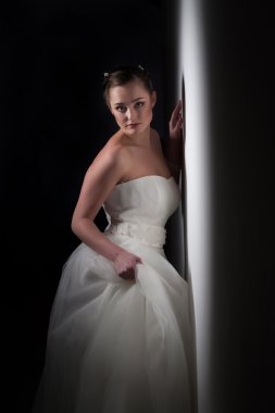 Genç gelin portresi Studio