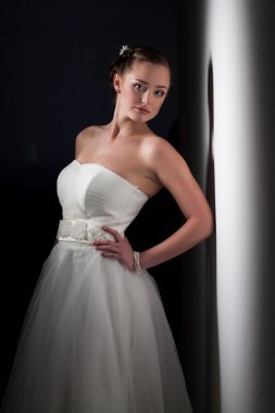 Genç gelin portresi Studio