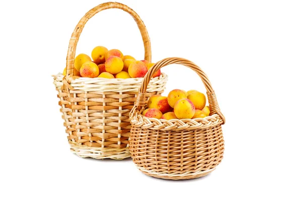 Fresh Apricots Wicker Baskets Isolated White Background —  Fotos de Stock