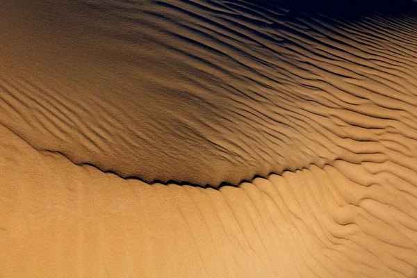 Μοτίβα Και Υφές Έναν Αμμόλοφο Της Ερήμου Που Δημιουργήθηκε Από — Φωτογραφία Αρχείου