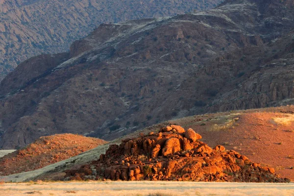 Malowniczy Krajobraz Pustynny Zachodzie Słońca Góra Brandberg Namibia — Zdjęcie stockowe