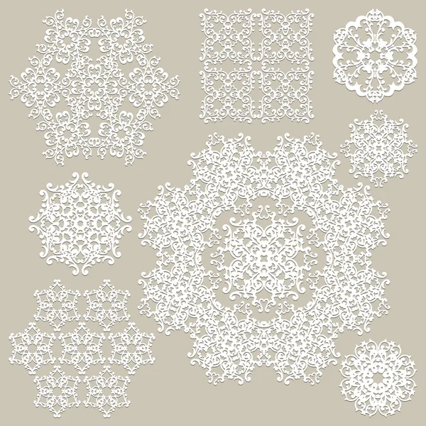 Vector Highly Detailed Paper Cut Snowflakes — Stock Vector