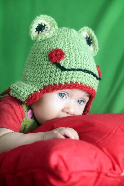 婴儿在滑稽的帽子 — 图库照片