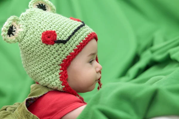 Dziecko w zabawny kapelusz — Zdjęcie stockowe