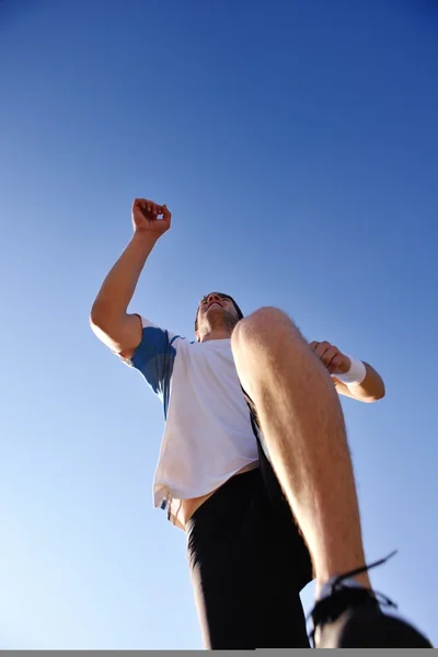 Jong koppel joggen — Stockfoto