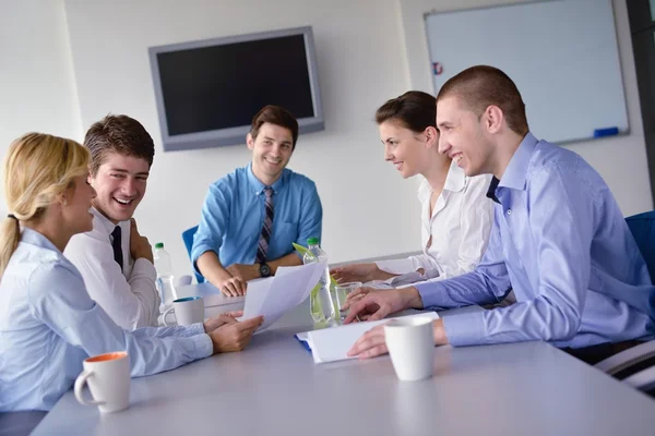 Business in een vergadering op kantoor — Stockfoto