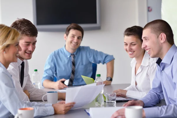 Business in een vergadering op kantoor — Stockfoto