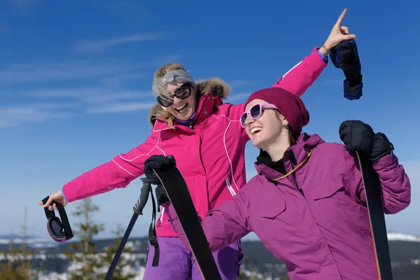 Winter season fun with group of girls — Stock Photo, Image