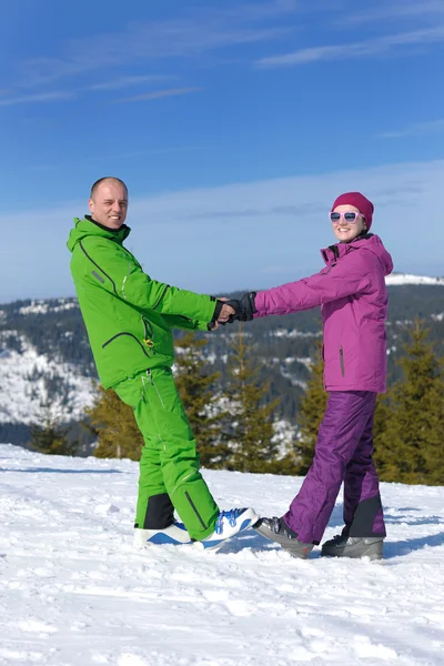 Couple winter ski — Stock Photo, Image