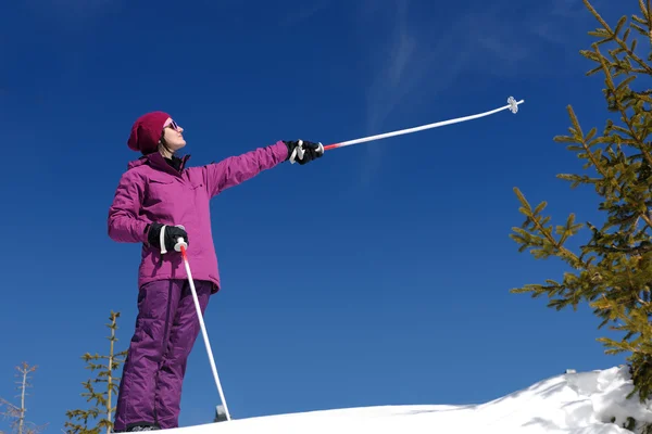 Inverno mulher esqui — Fotografia de Stock